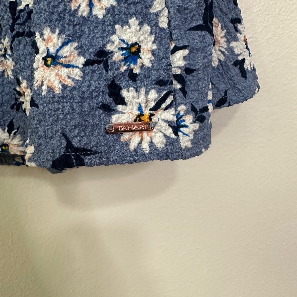 Girls Tahari Sz 8 Blue Floral Summer Dress in gauze like fabric. Elastic bodice - Picture 4 of 4